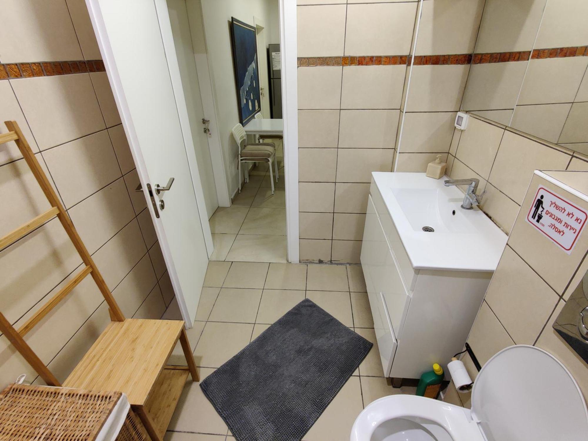 BEGIN19 APARTMENTS & HOSTEL ТЕЛЬ-АВИВ 3* (Израиль) - от 3163 RUB | NOCHI